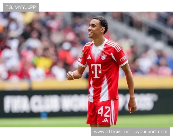 拜仁走下神坛 拜仁走下神坛