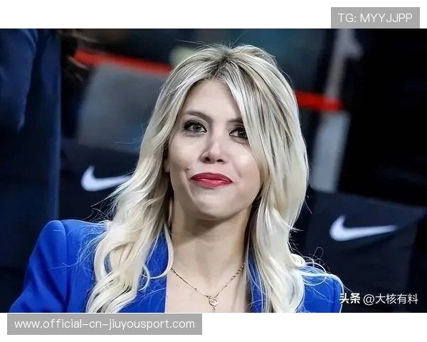 足球巨星新女友曝光