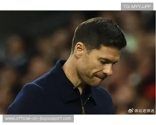 阿隆索上演神级防守拖住追击者 12 圈